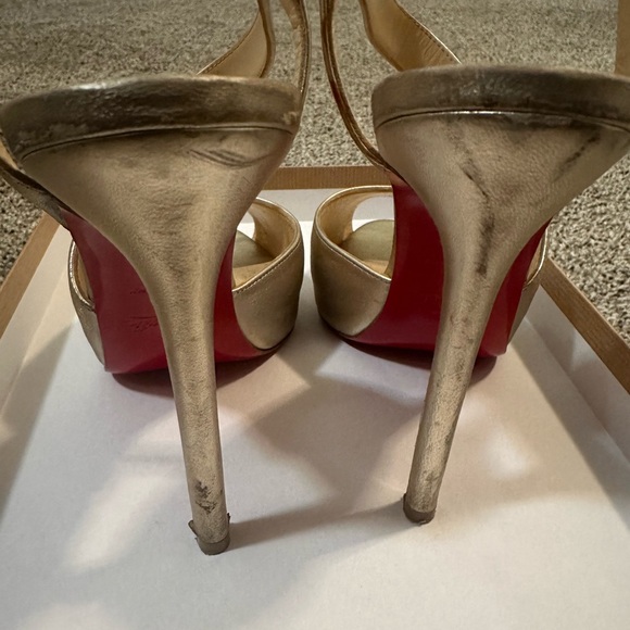 Christian Louboutin heels - Picture 5 of 7